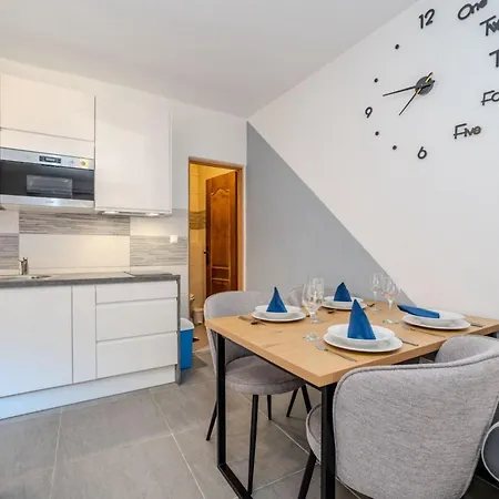 Apartament Robi & Kristina - With Terrace S2 Benkovac